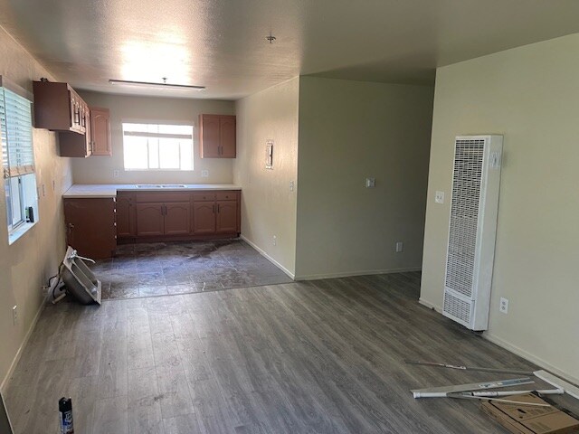 Building Photo - 5243 Huntington Dr