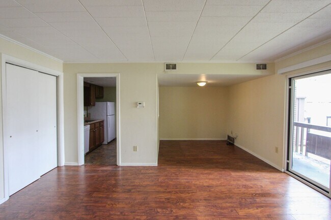 Building Photo - 603 S Trenton Ave
