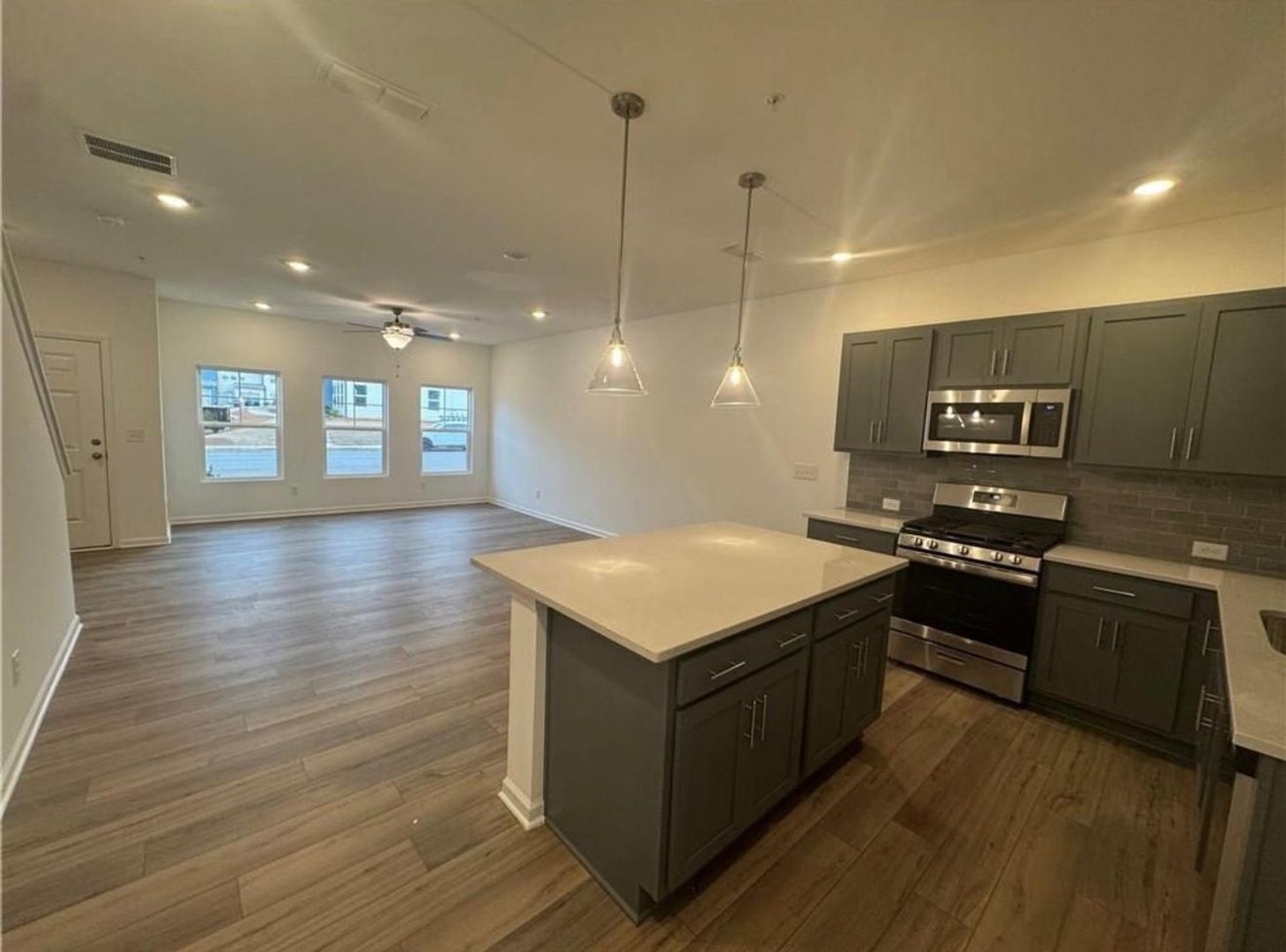 Building Photo - 5536 Highland St