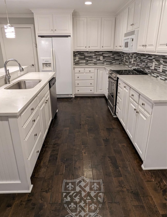 Building Photo - 9919 Maxwell Ln