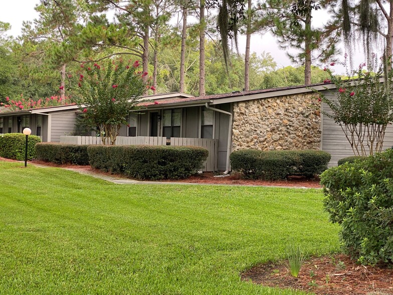 Building Photo - Marsh Landing