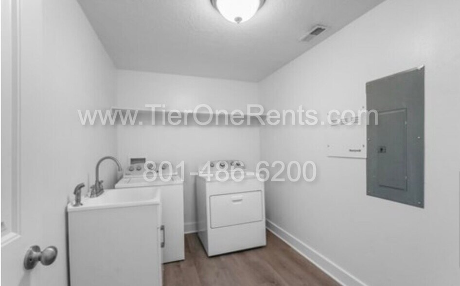 Building Photo - **HALF OFF First Months Rent**
