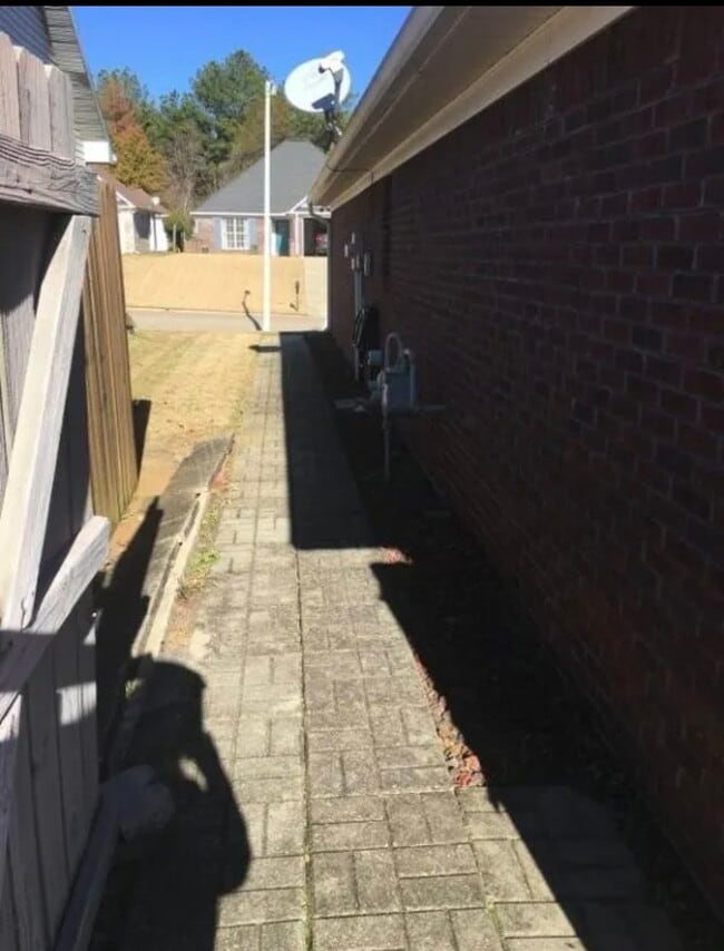 Building Photo - 2949 Old Belden Cir