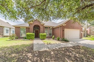 Building Photo - 8648 Prairie Dawn Dr