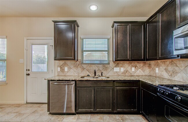 Building Photo - 23003 Black Mountain Ash Ct