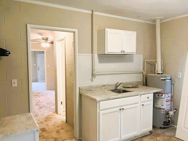 Building Photo - 1609 Ramsey St