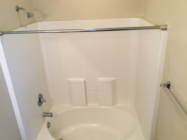 Building Photo - 10 Blue Oak Dr