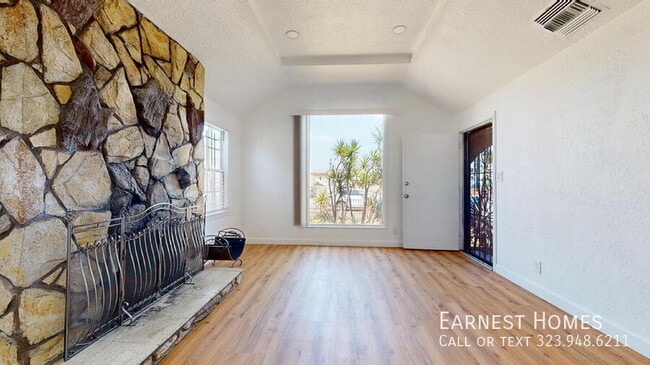 Primary Photo - 7707 Harvard Blvd