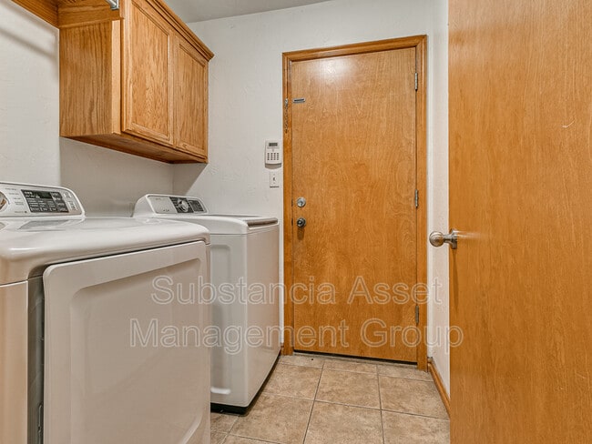 Building Photo - 4117 Green Apple Dr