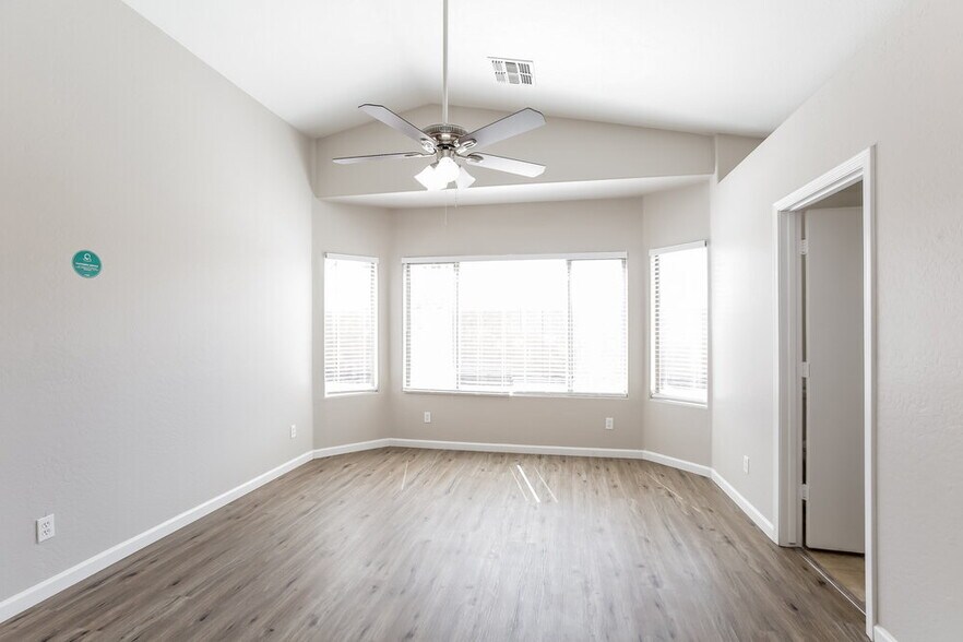 Building Photo - 4337 W St Kateri Dr