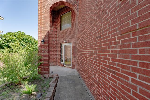 Building Photo - 3822 Citadel Dr