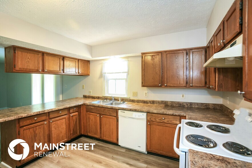 Building Photo - 6127 Terrytown Pkwy