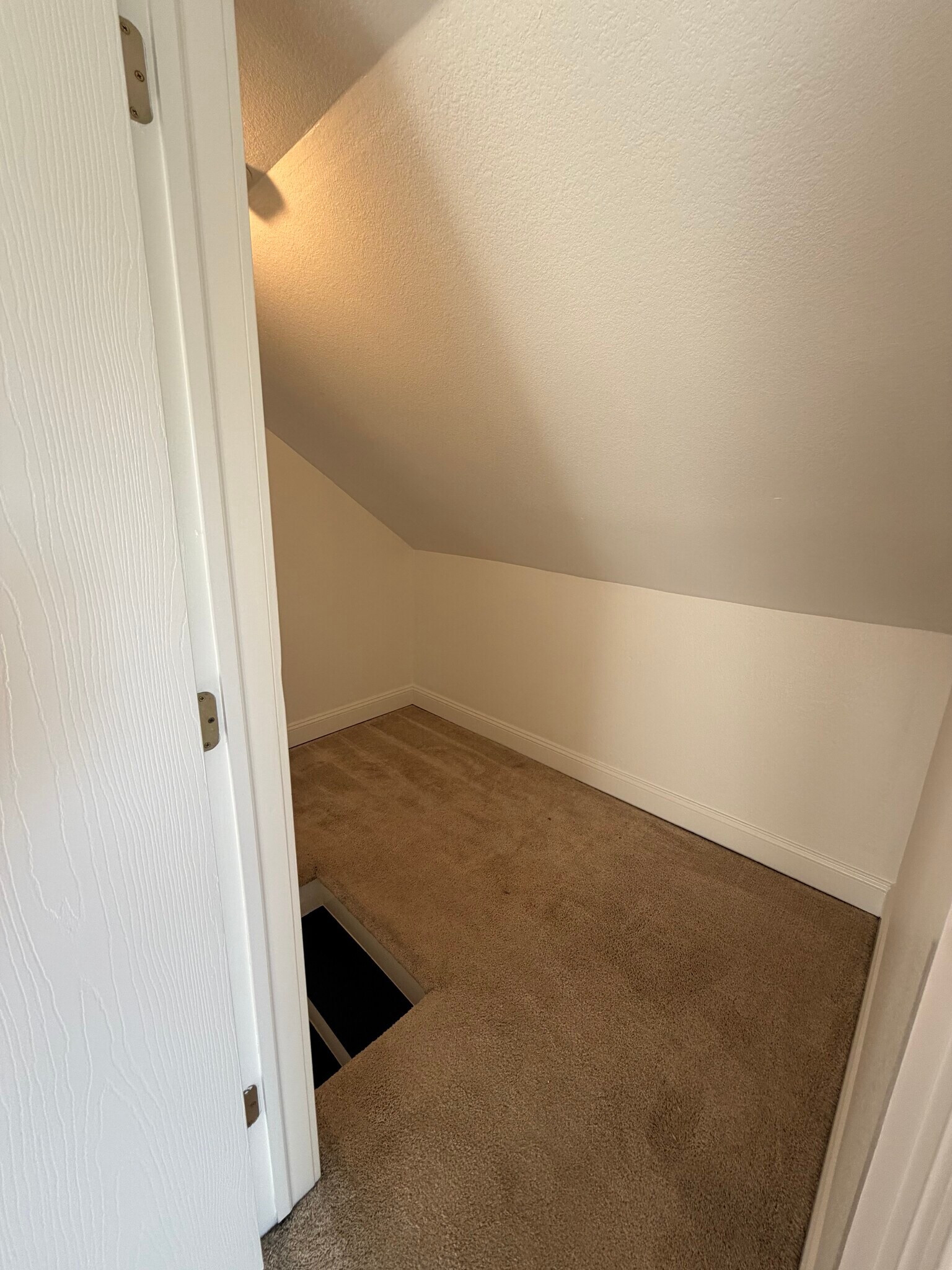 Building Photo - 456 Michigan Ave