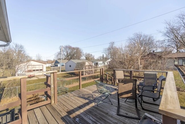 Building Photo - 608-610-610 Martin Rd