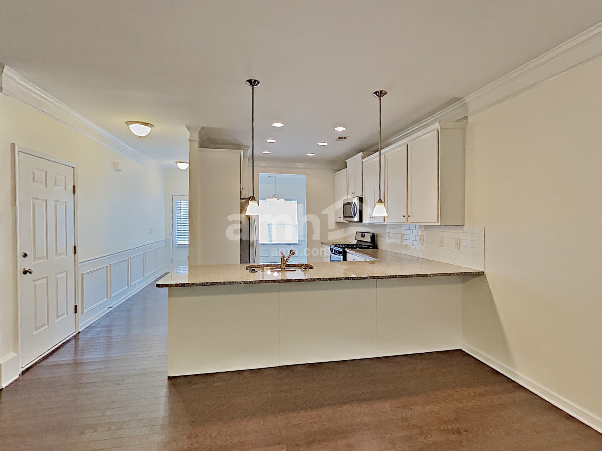 Building Photo - 105 Hickory Village Cir