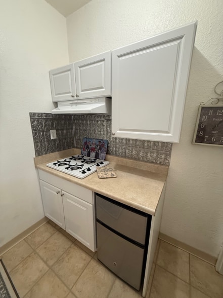 Building Photo - 192 Lubeck Rd