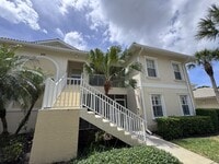 Building Photo - 200 Mirabella Cir
