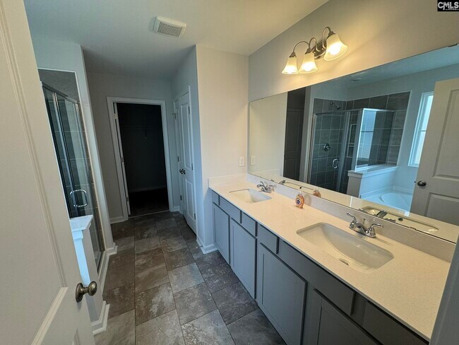 Building Photo - 2089 County Line Trl