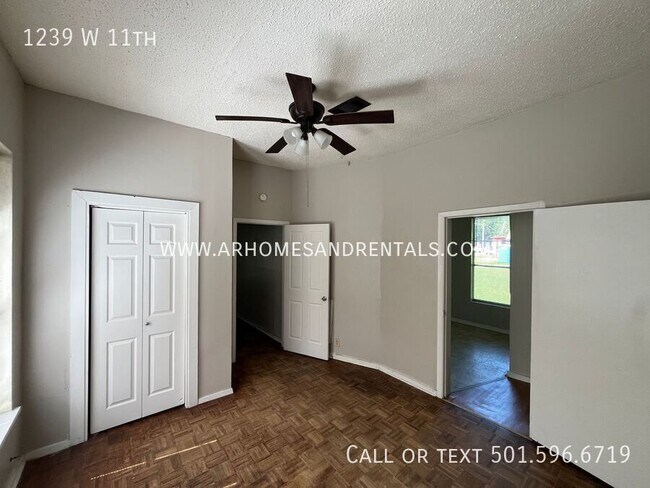 Building Photo - 1239 W 11th-