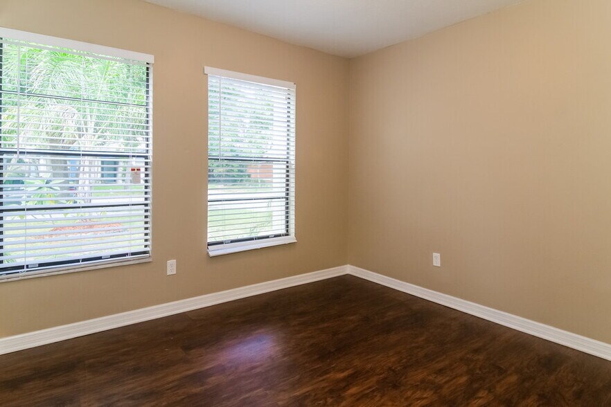 Building Photo - 1345 Bridlebrook Dr