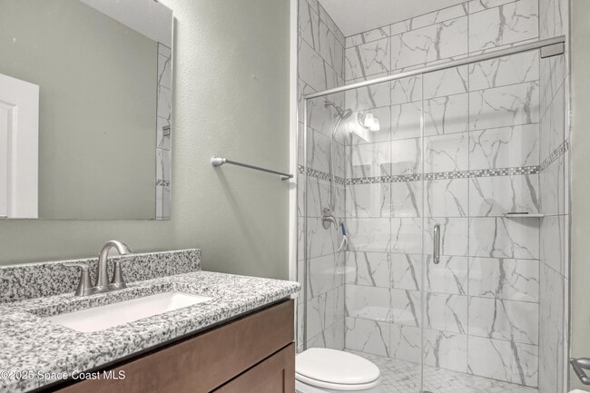 Building Photo - 4318 Lago Vis Dr