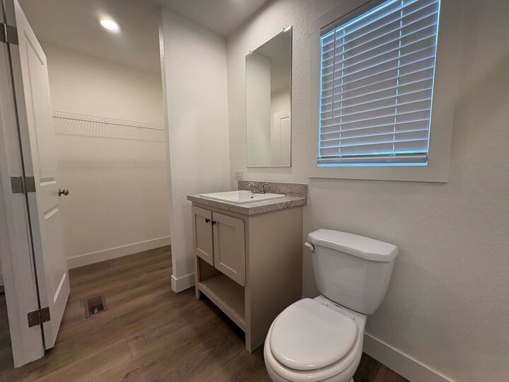 Building Photo - 2060 N Center St