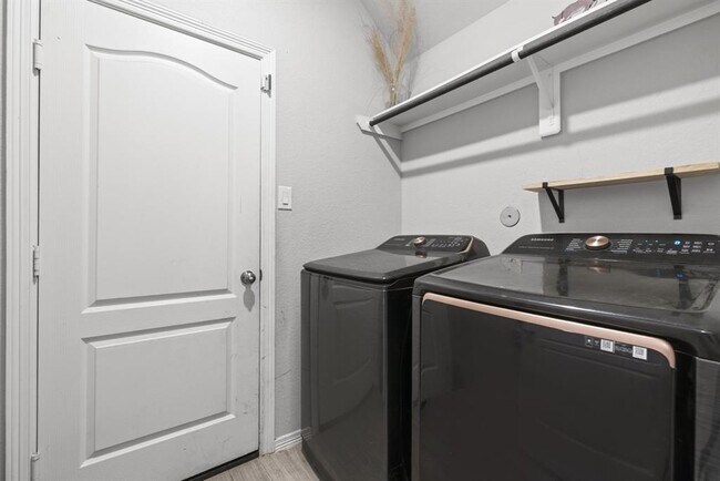 Building Photo - 24714 Colony Meadow Trl