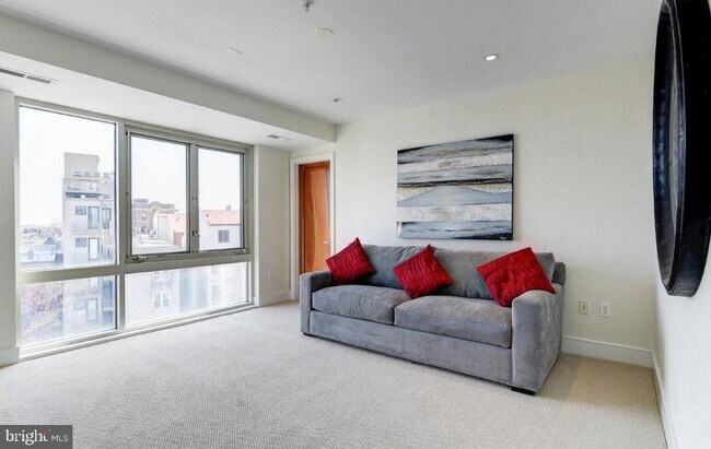 Building Photo - 2424 18th St NW