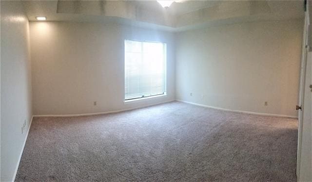 Building Photo - 2025 Heather Brook Dr