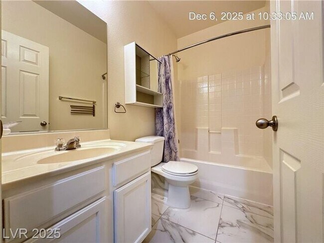 Building Photo - FURNISHED SINGLE STORY LOCATED IN THE HENDERSON AREA!!