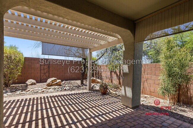 Building Photo - 2927 W Plum Hollow Dr
