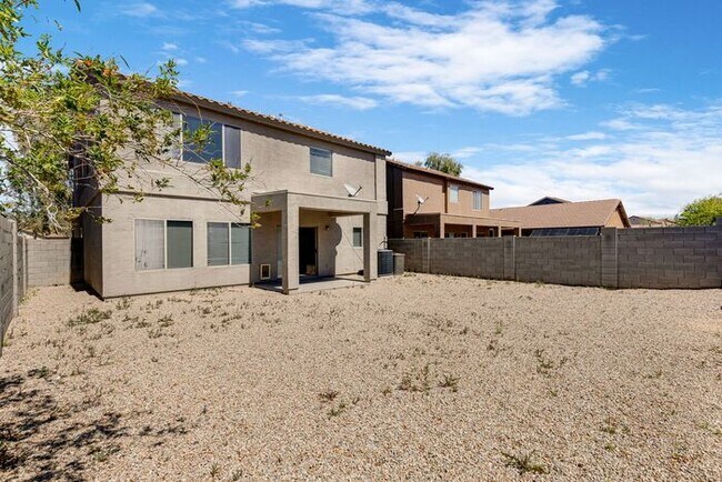 Building Photo - Large two story home in San Tan Heights!