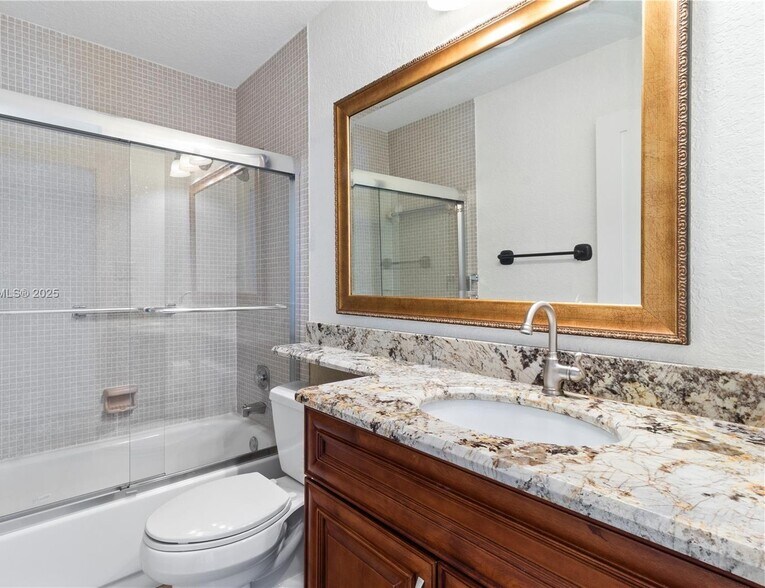 Building Photo - 21344 Escondido Way S