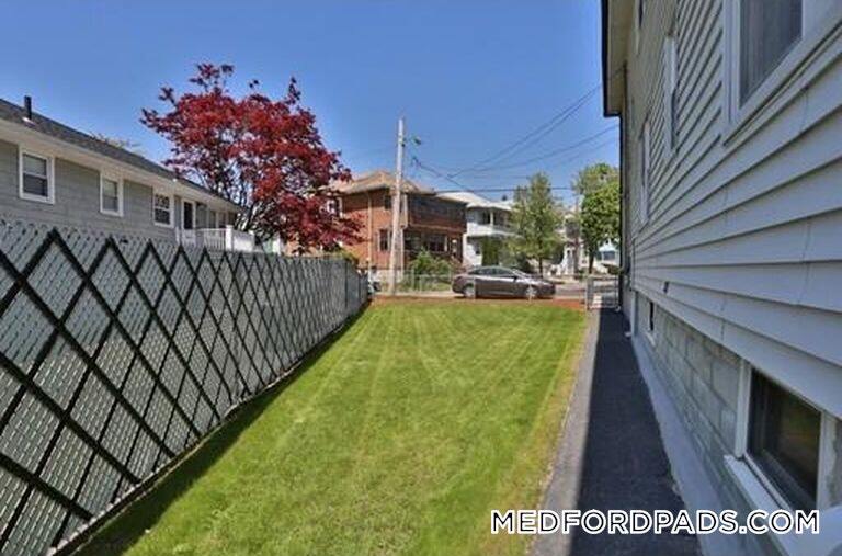 Building Photo - 60 Buzzell Ln