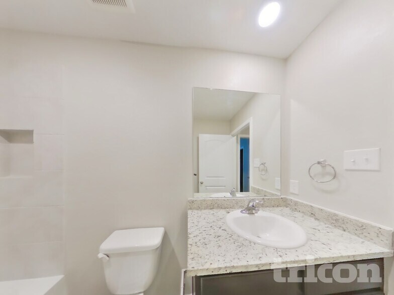 Building Photo - 11031 Chatham Ct