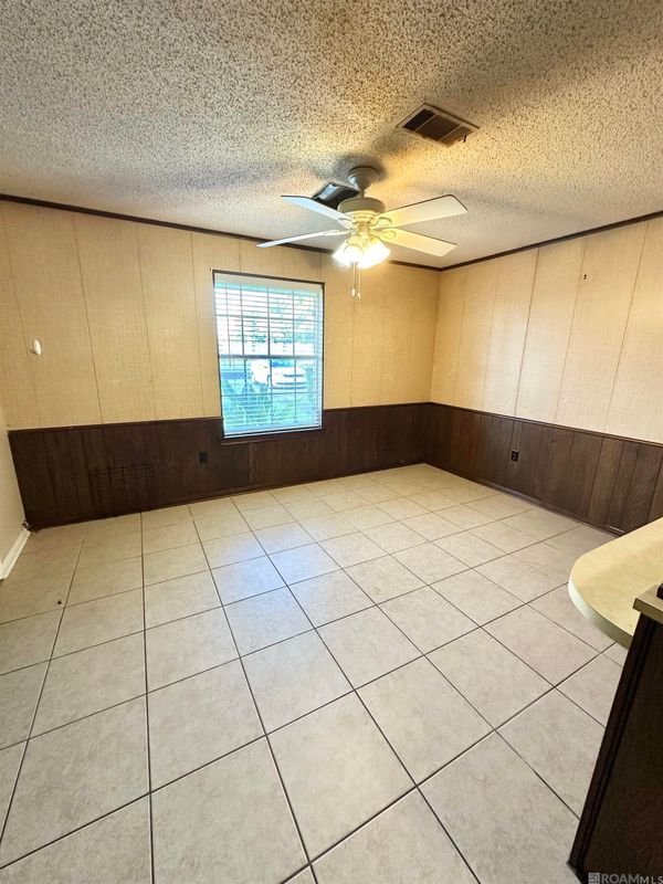 Building Photo - 3572 Madeira Dr