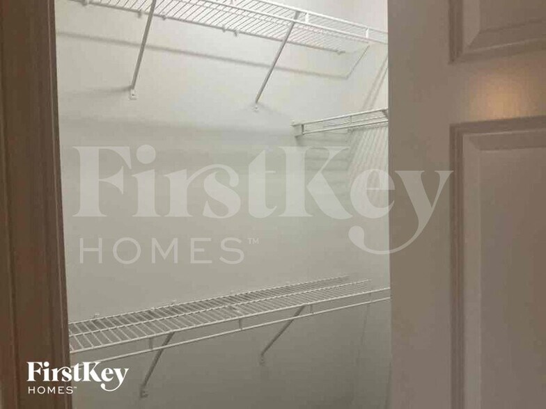 Building Photo - 1104 Wesson Ct