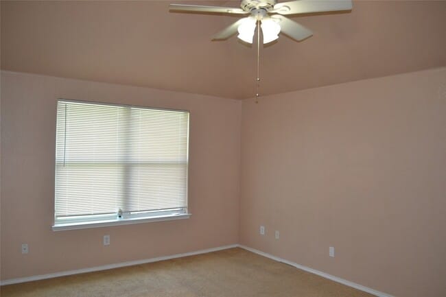 Building Photo - 1520 Carrigan Ln