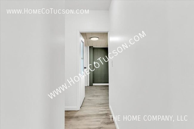 Building Photo - 5972 W Rafter Cir St