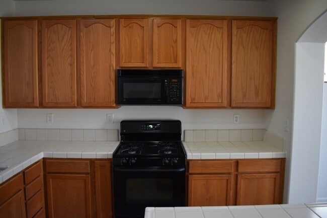 Building Photo - 1283 Orion Ct