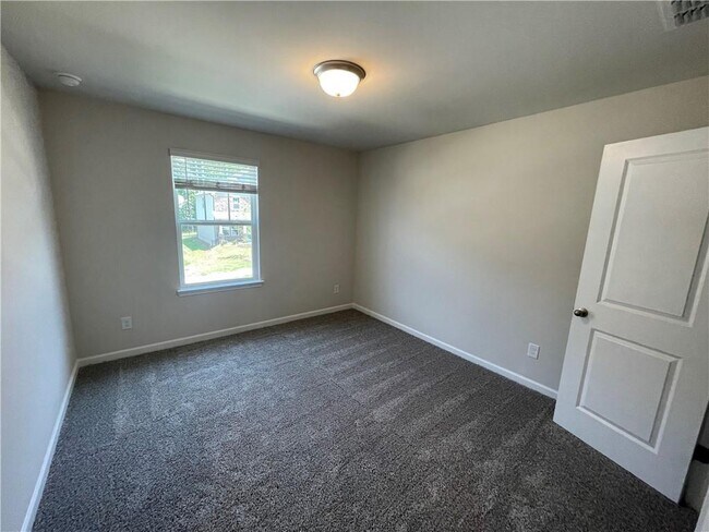 Building Photo - 128 Longleaf St
