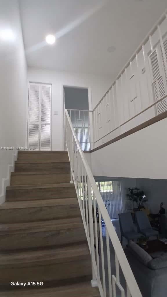 Building Photo - 3851 Estepona Ave