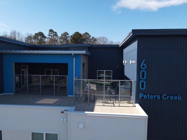 Building Photo - 600 Peters Creek