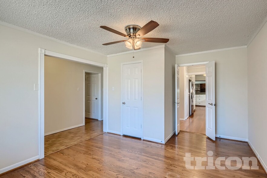 Building Photo - 1316 Lexington Dr