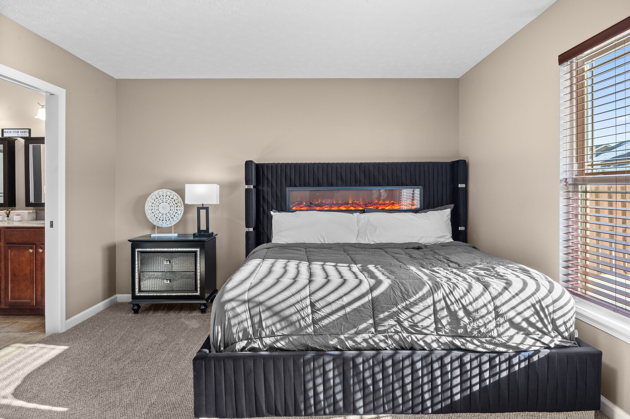 Building Photo - 25 Kettle Ct