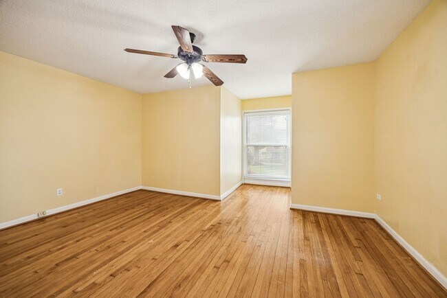 Building Photo - 4387 Harvest Ln