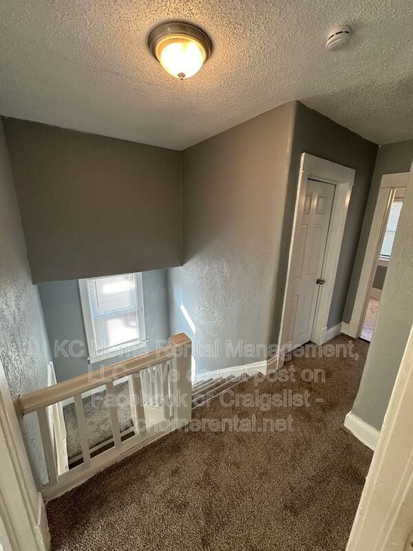 Building Photo - 2002 E 35th St