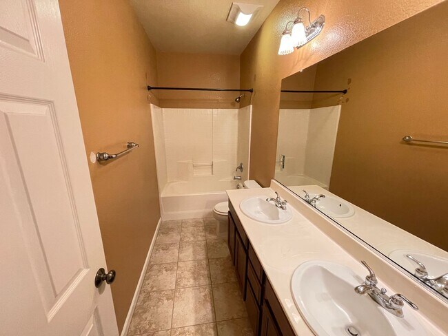 Building Photo - 5301 Lotus Pond Way