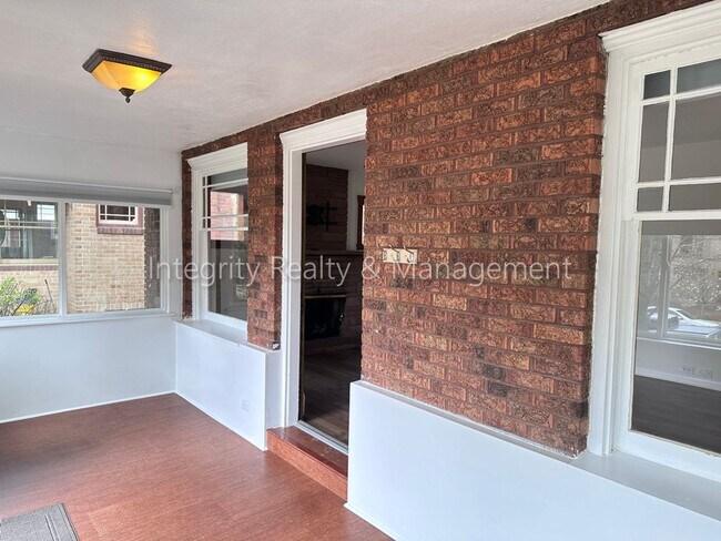 Building Photo - 4631 W Moncrieff Pl