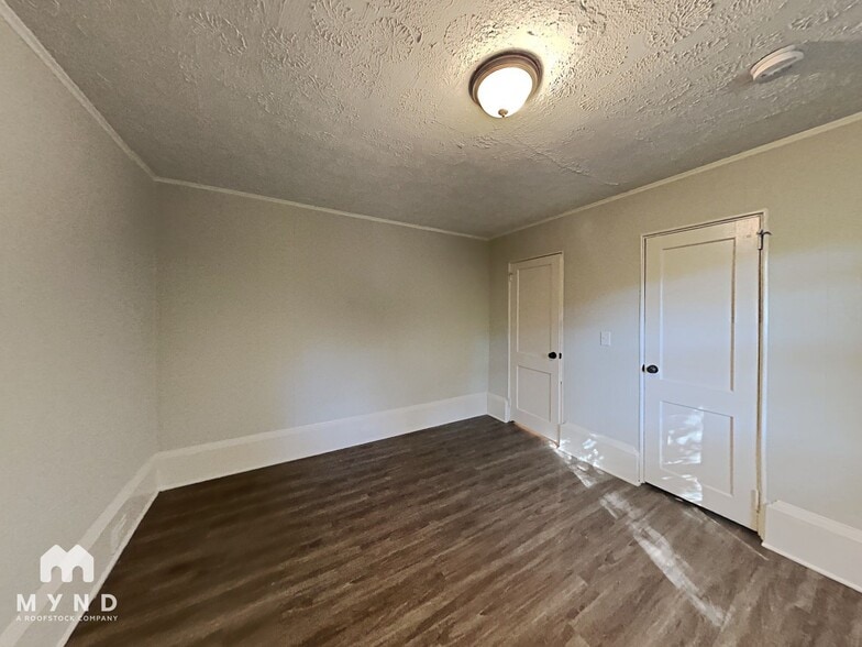 Building Photo - 2653 Randall St